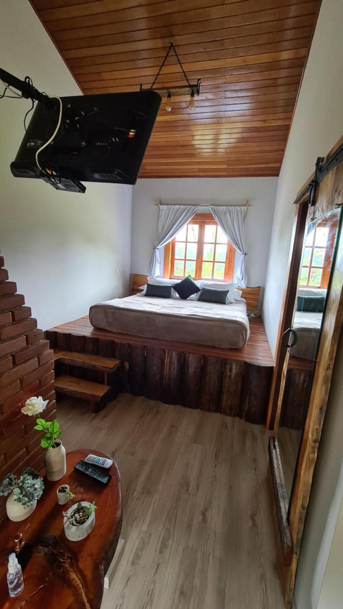 Hotel Serra Bonita Delfim Moreira Bagian luar foto